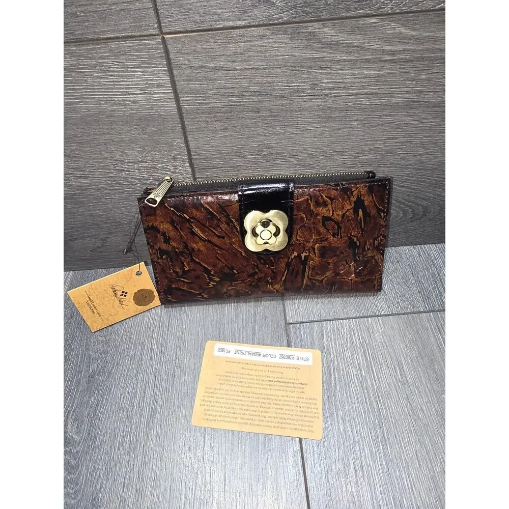 Patricia Nash Marene Floret Leather Large Wallet Brown A390997